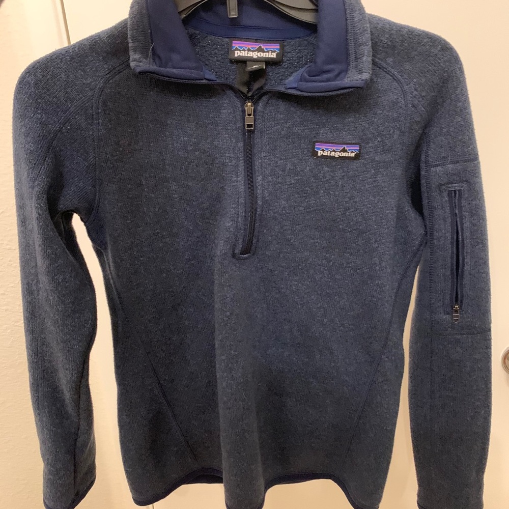 Navy Patagonia Pullover